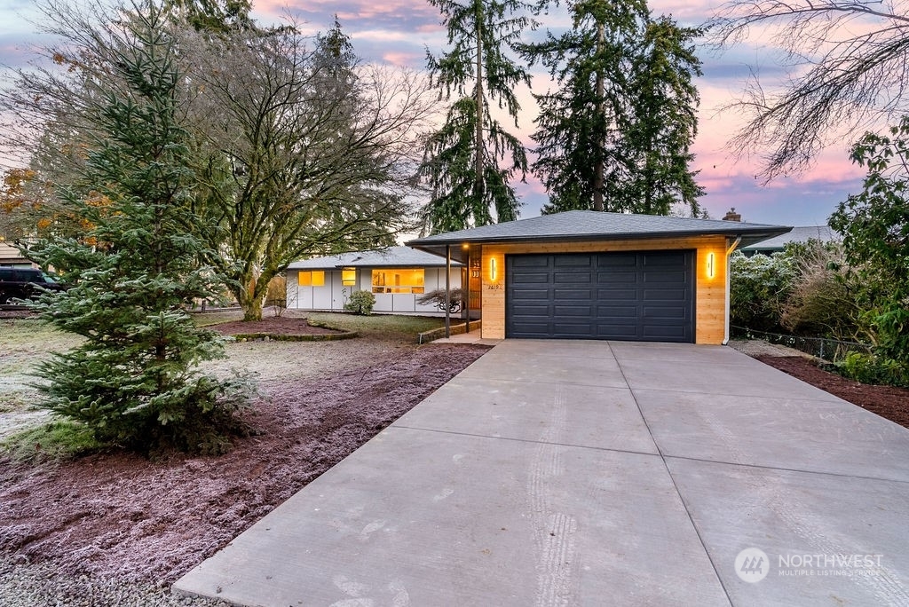 Property Photo:  2619  133rd Place SE  WA 98012 