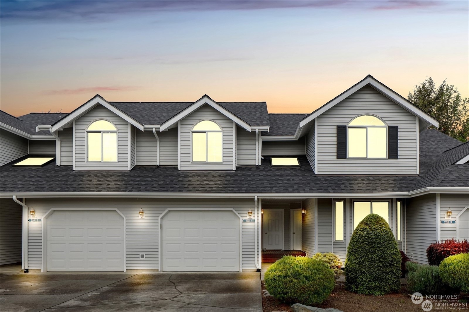 2201  James Circle C  Lynden WA 98264 photo