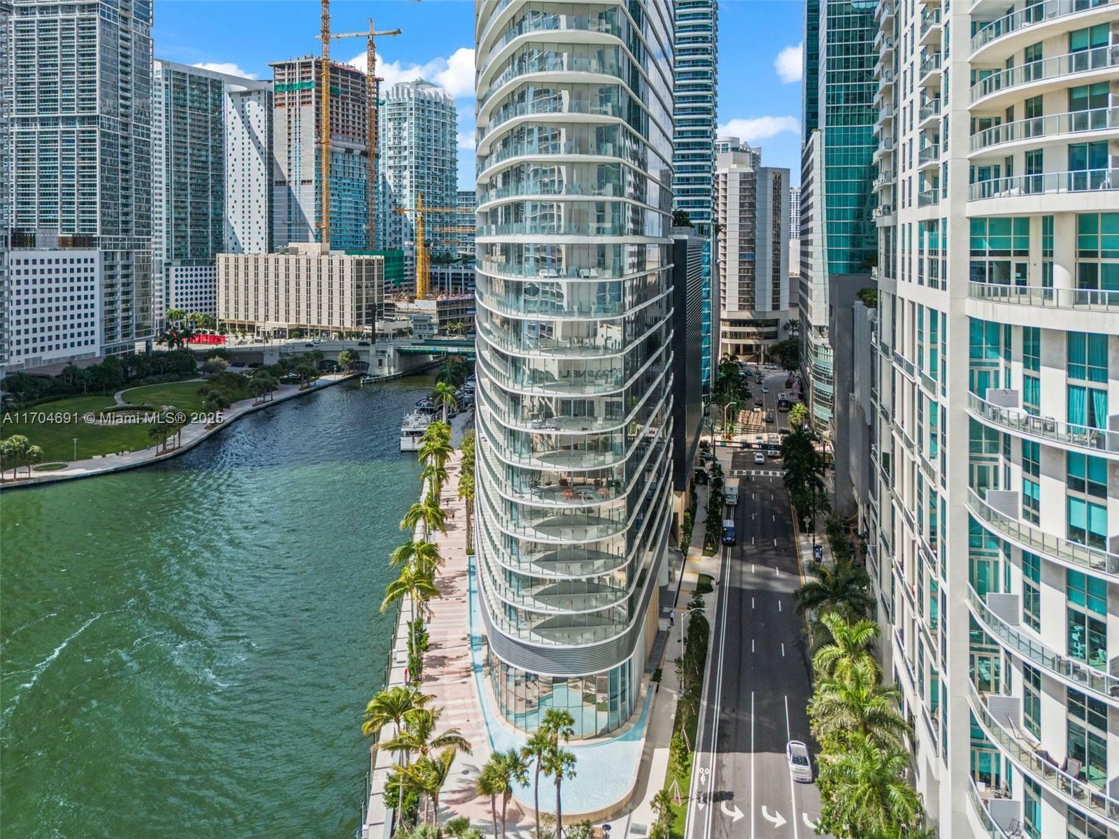 Property Photo:  300 Biscayne Blvd Way 3508  FL 33131 