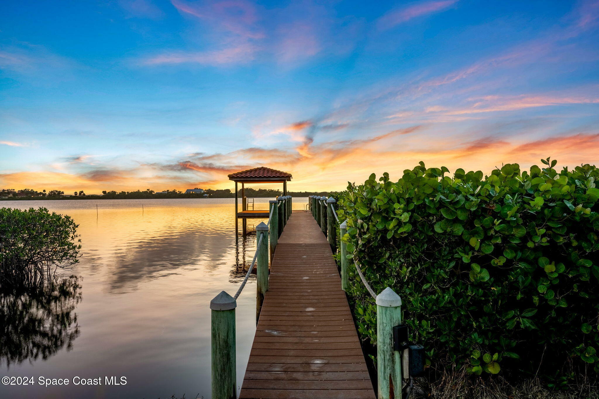 Property Photo:  4760 Honeyridge Lane  FL 32952 