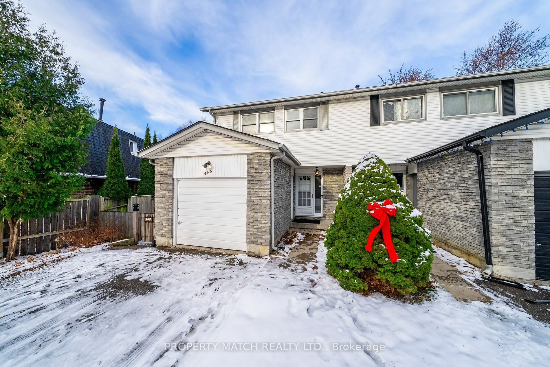 Property Photo:  488 Lanark Dr  ON L1J 6H7 