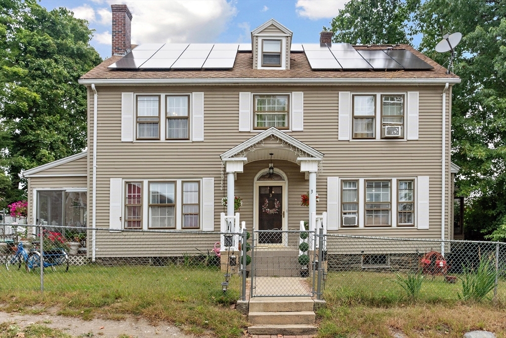 Property Photo:  3 Homestead Ave  MA 01610 