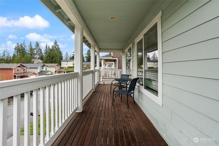 Property Photo:  6970 E Dakota Street  WA 98366 