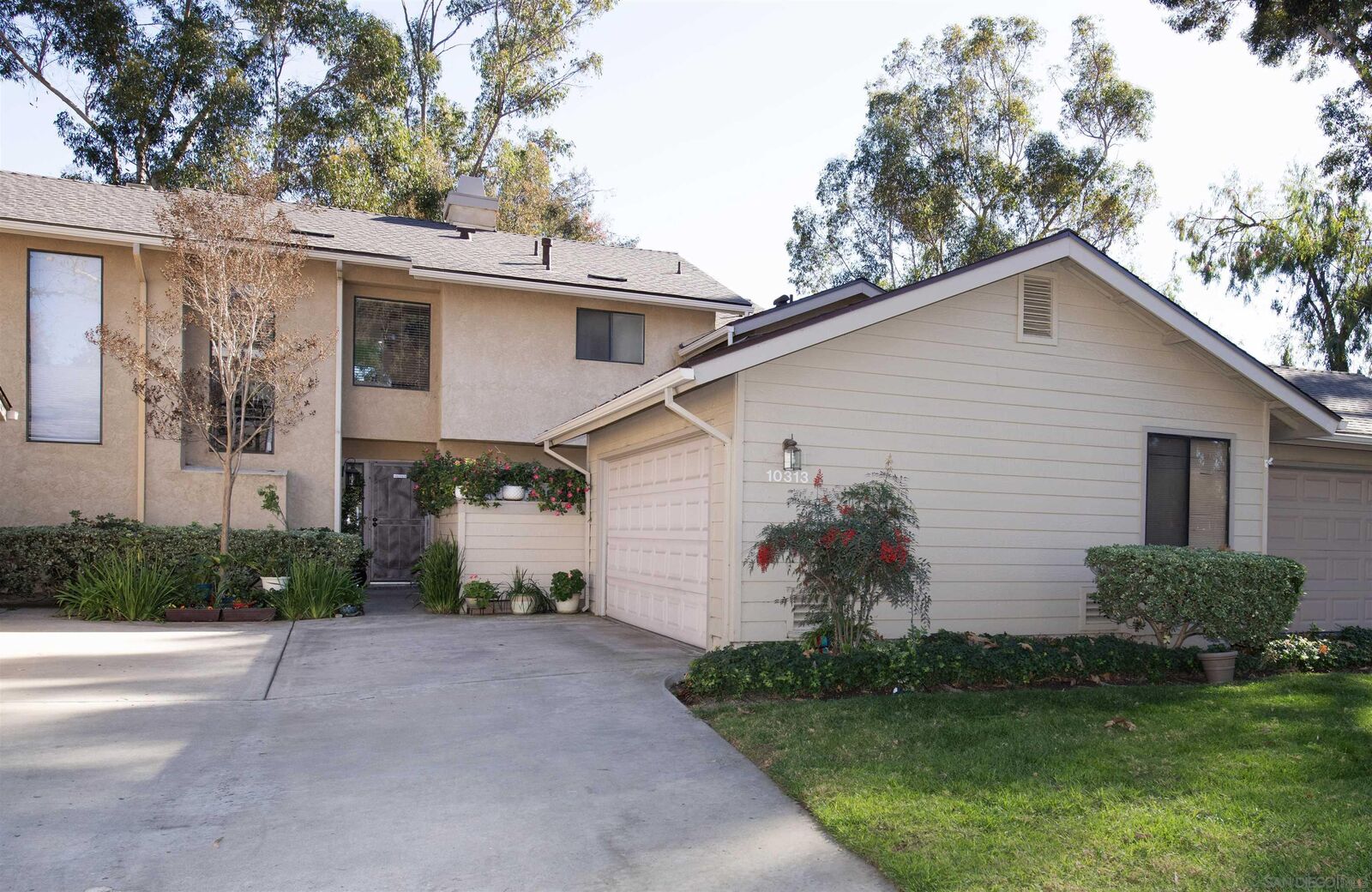 Property Photo: 10313 Ridgewater Ln CA 92131