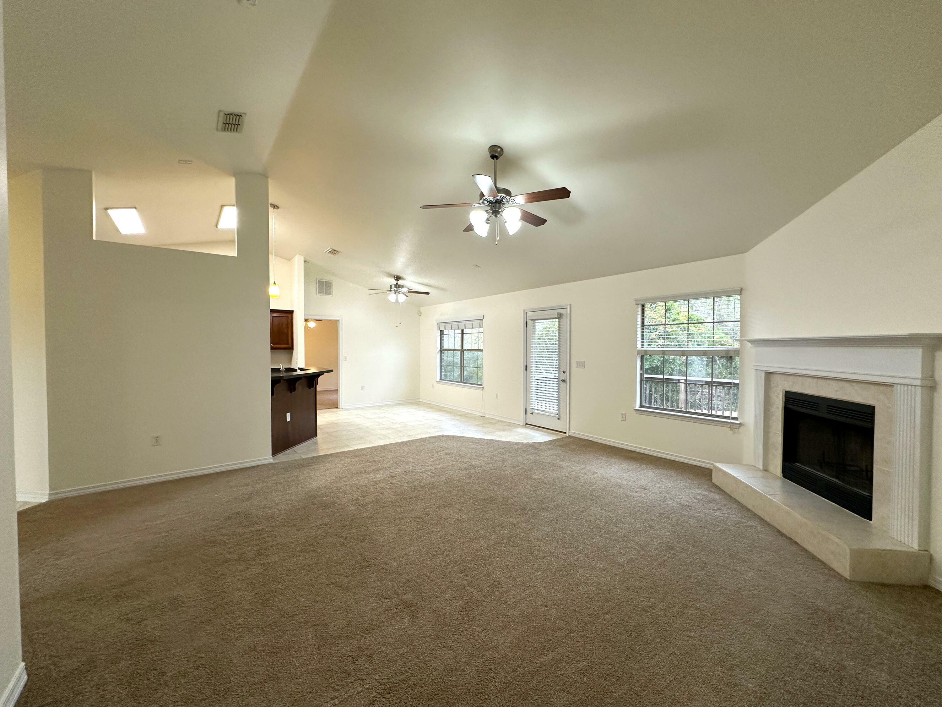 Property Photo:  302 Gauntlet Drive  FL 32539 