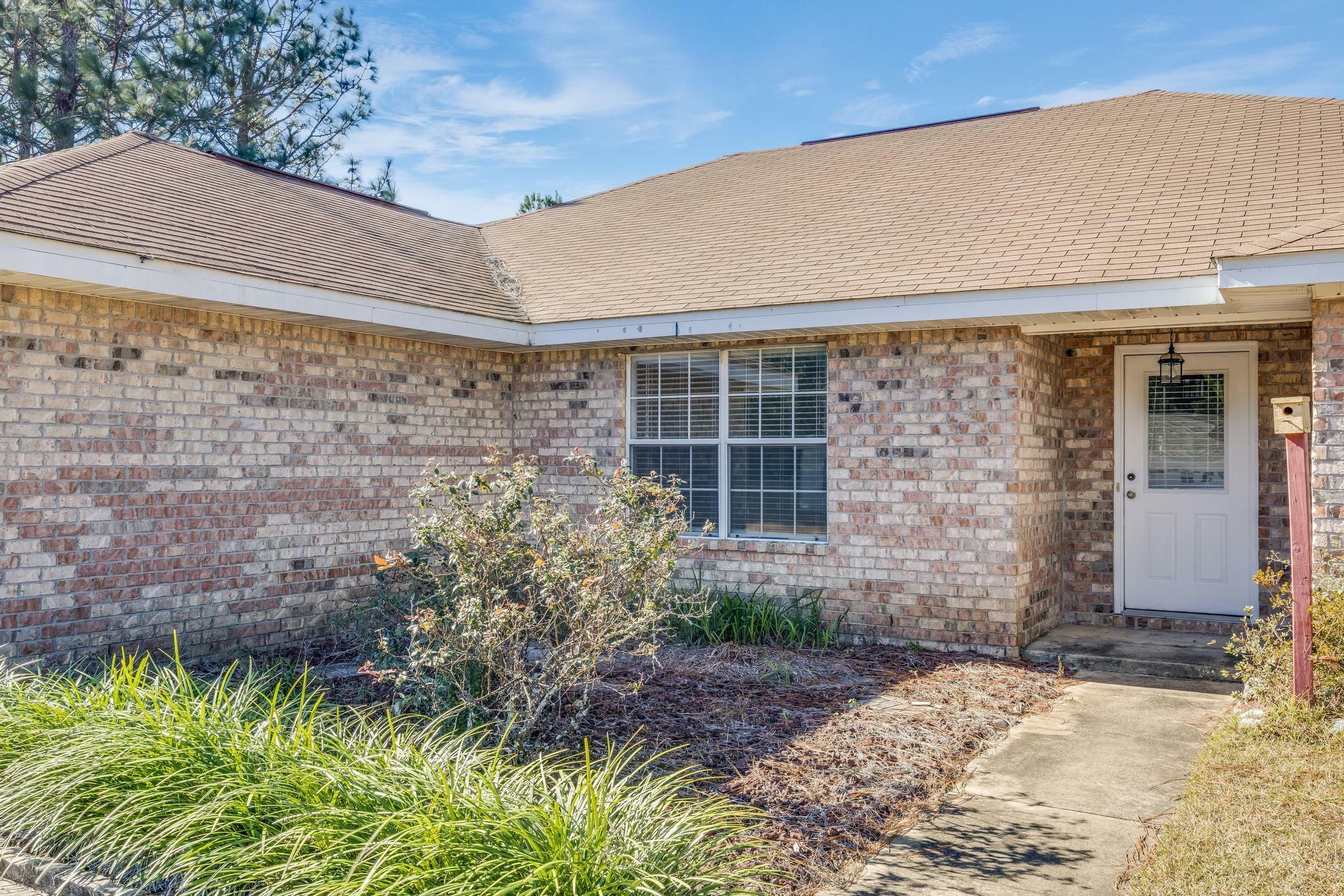 Property Photo:  8180 Shooter Lane  FL 32567 