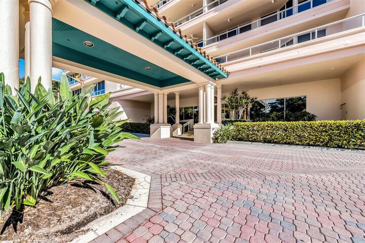 Property Photo: 3070 Grand Bay Boulevard 612 FL 34228