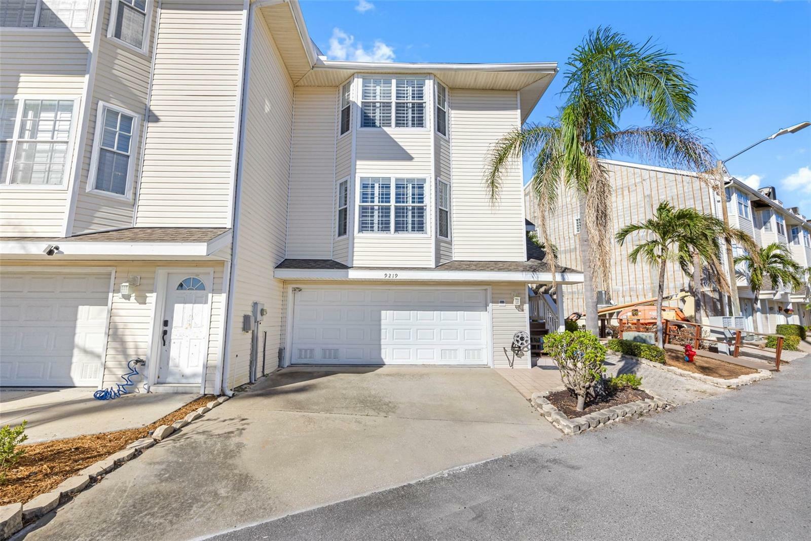 9219 Captiva Circle  St Pete Beach FL 33706 photo