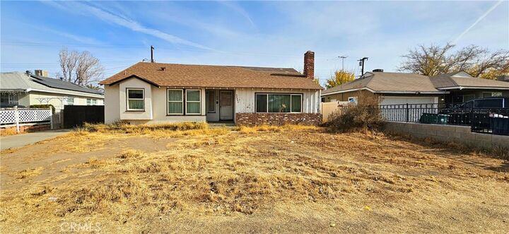 Property Photo: 38320 Rosemarie Street CA 93550