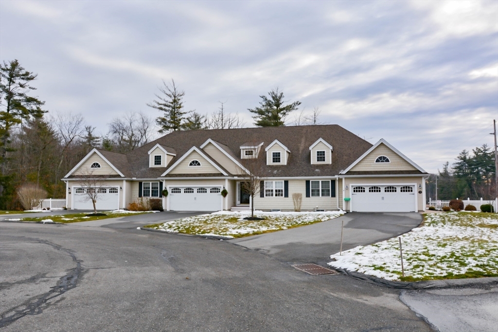 Property Photo:  71 Riley Rd 35  MA 01462 