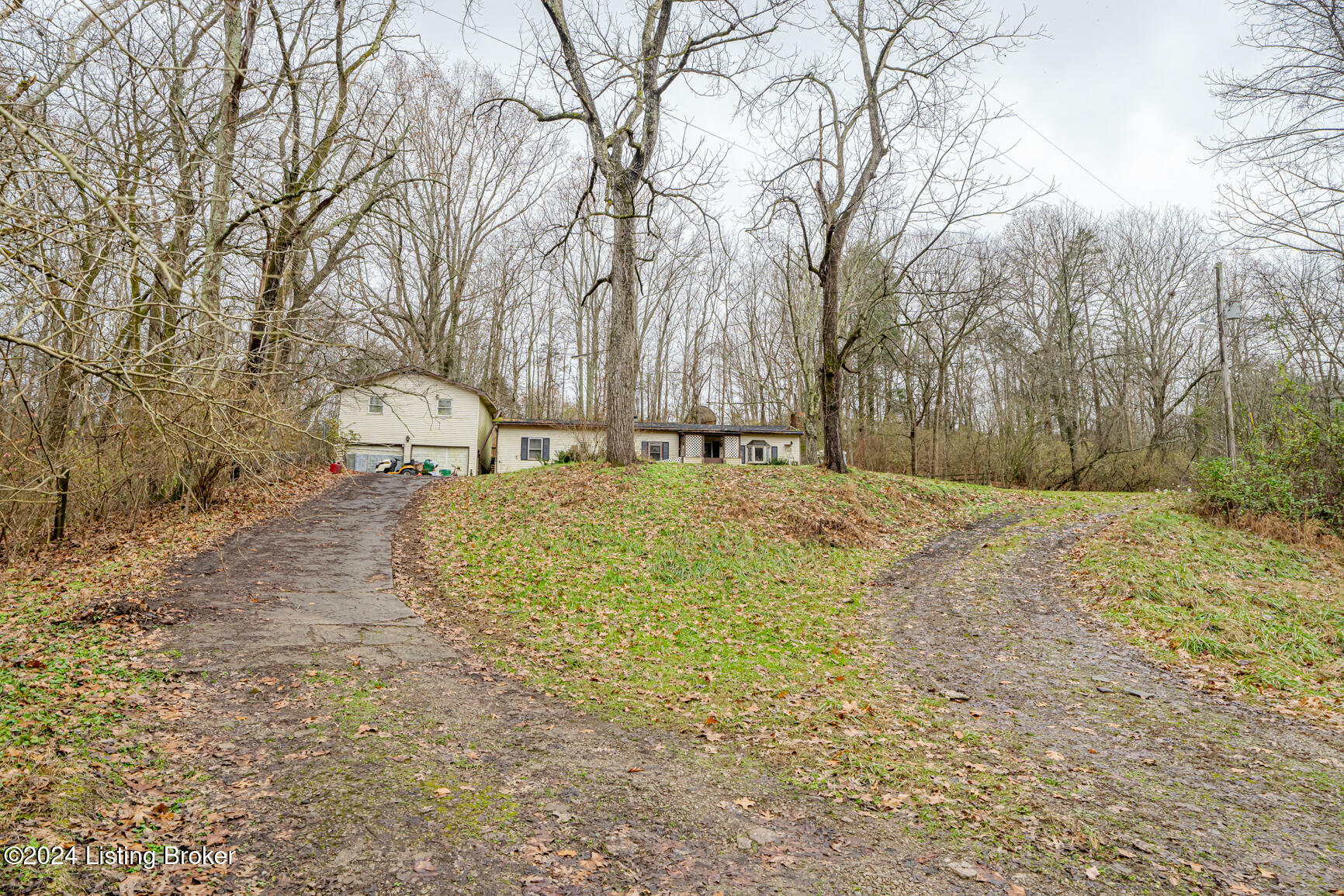 Property Photo:  1795 Simpson Creek Rd  KY 40008 