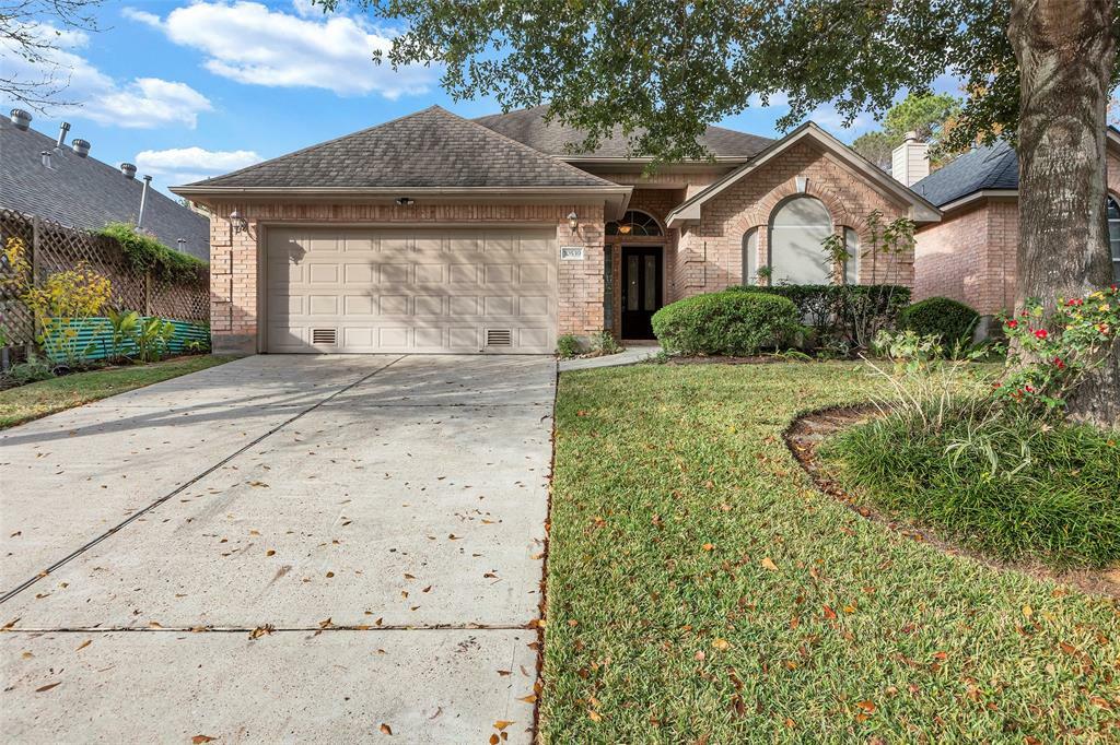 Property Photo:  10539 Parkside Drive  TX 77318 