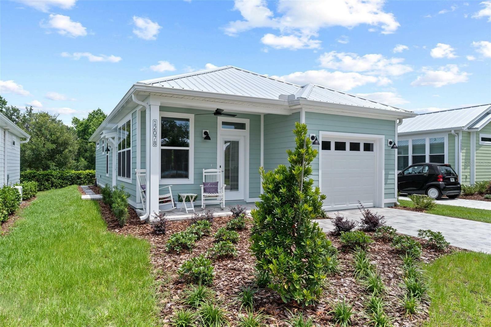 Property Photo: 12078 Lakeshore Way FL 34484
