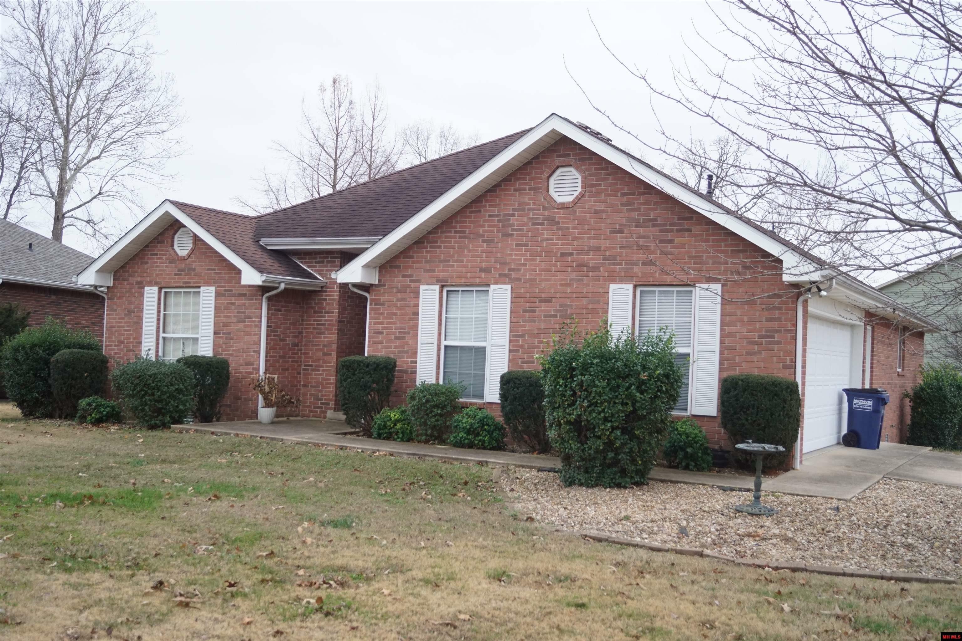 Property Photo: 1000 Delwood Lane AR 72653