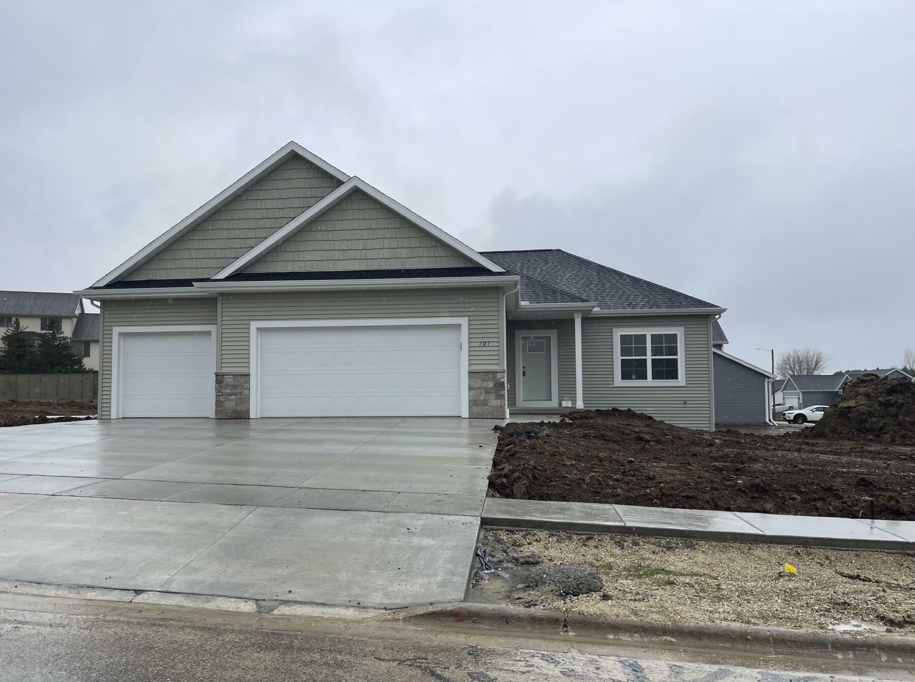 Property Photo: 101 Chestnut Ct WI 53091