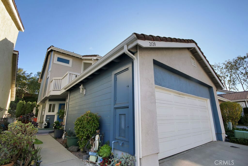 Property Photo:  2120 Beechwood Avenue  CA 92835 