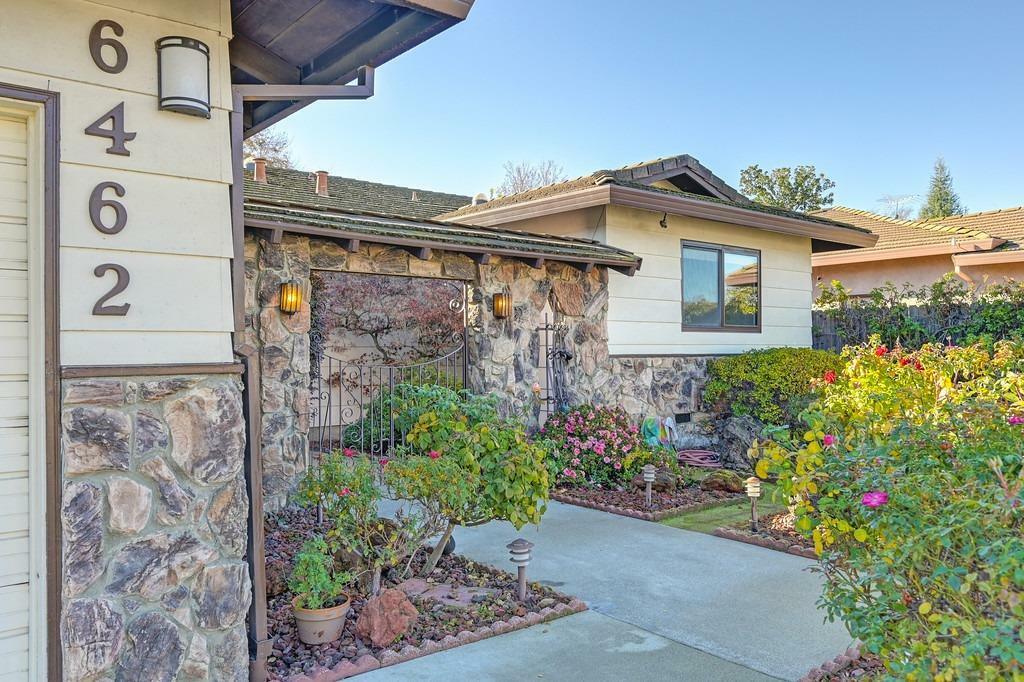 Property Photo:  6462 Perrin Way  CA 95608 