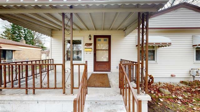 Property Photo:  4266 Orr Avenue  MI 48091 