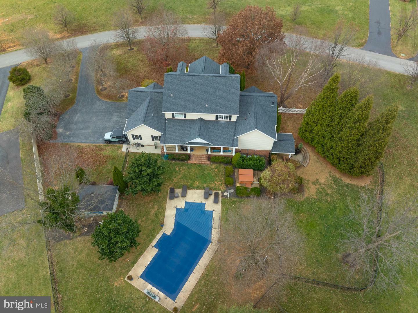 Property Photo:  875 Eastland Drive  WV 25414 