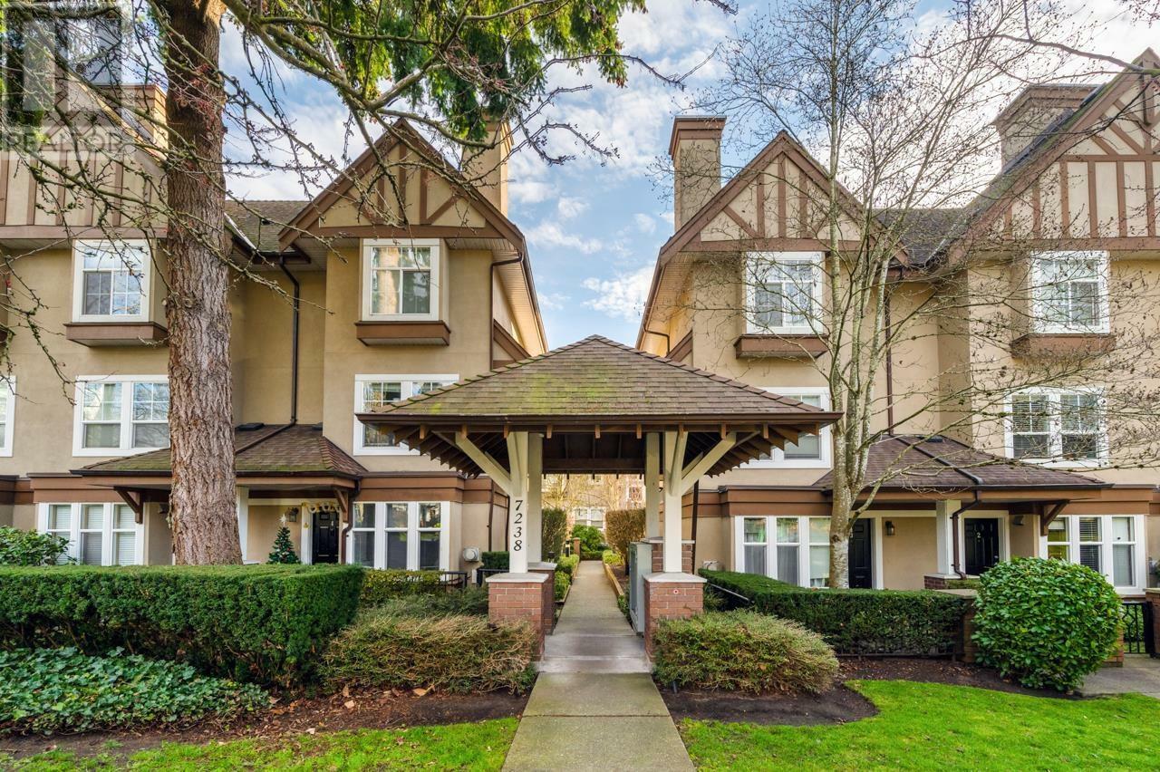 Property Photo:  7238 18th Avenue 25  BC V3N 1H3 