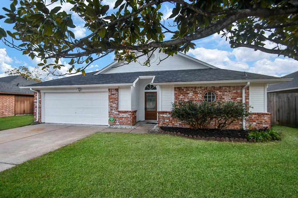 Property Photo:  2514 Doverglen Drive  TX 77489 