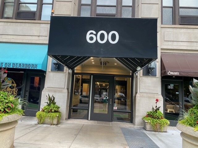 Property Photo:  600 S Dearborn Street 2004  IL 60605 