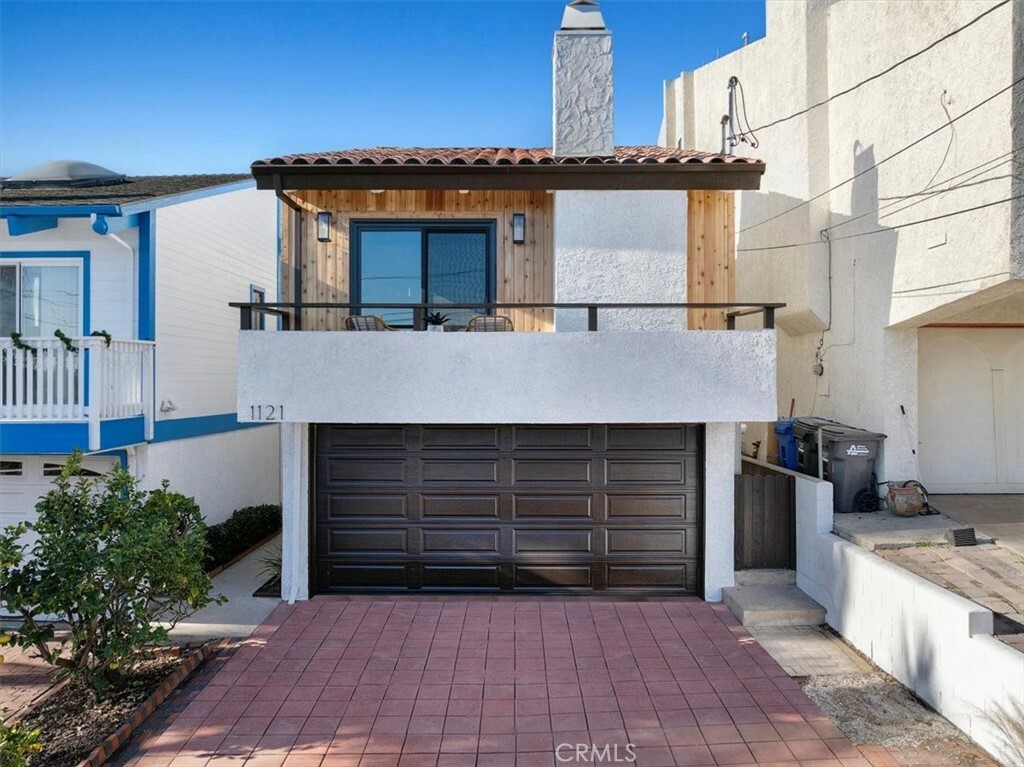 Property Photo:  1121 Stanford Avenue  CA 90278 