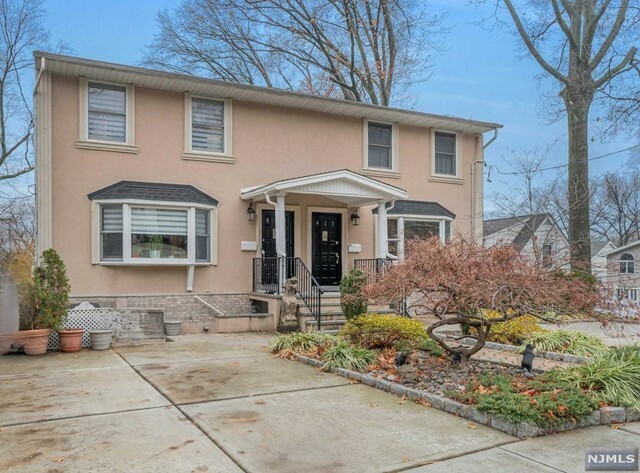 Property Photo:  411 Oak Street  NJ 07657 