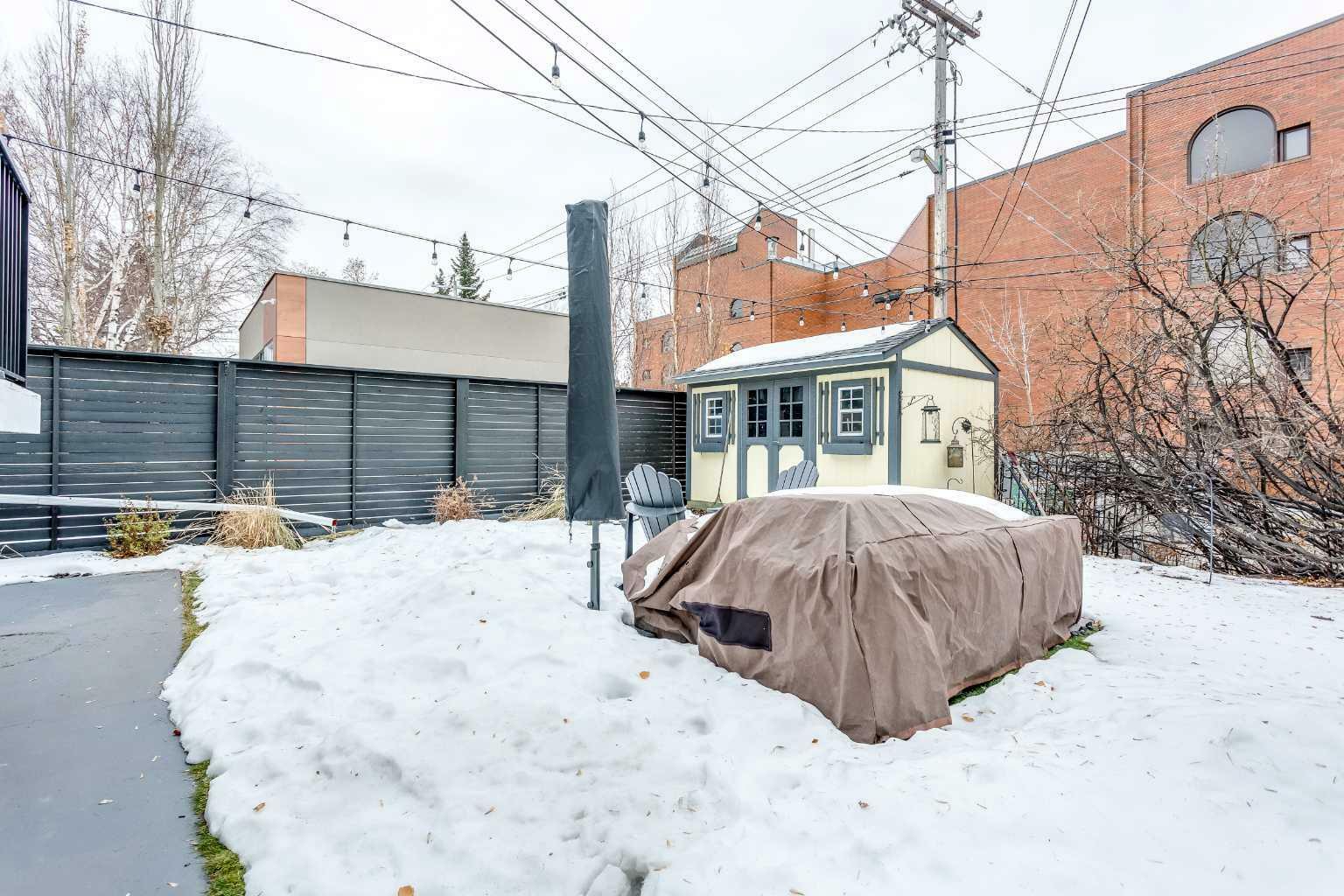 Property Photo:  223 2 Avenue NE  AB T2E 0E3 