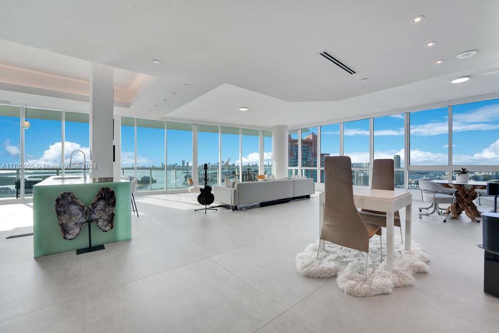100 S Pointe Dr 3601  Miami Beach FL 33139 photo