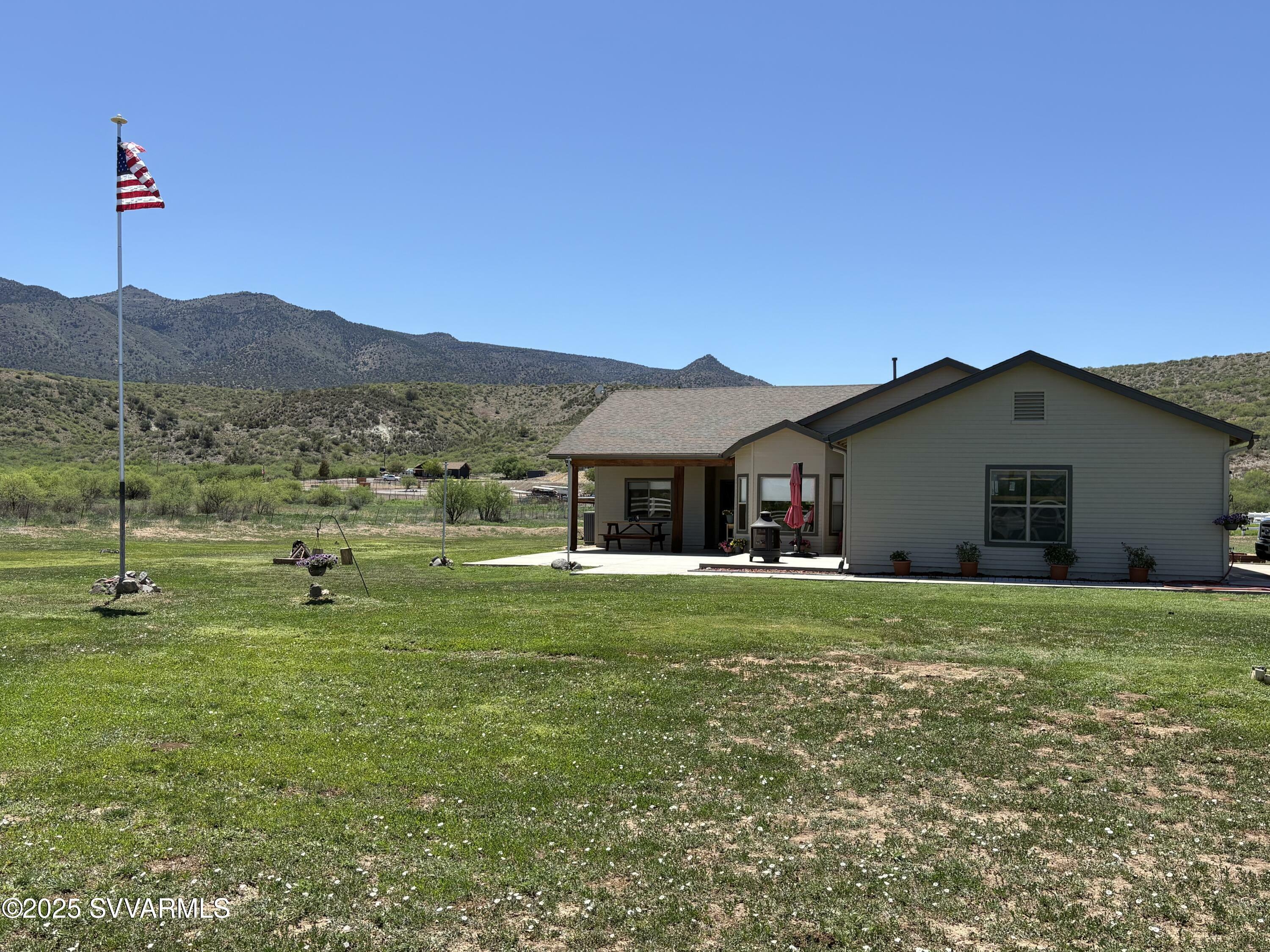 Property Photo: 455 E Flint Knap Way AZ 86322