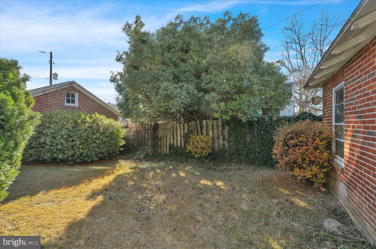 Property Photo:  102 Summit Avenue  PA 19607 