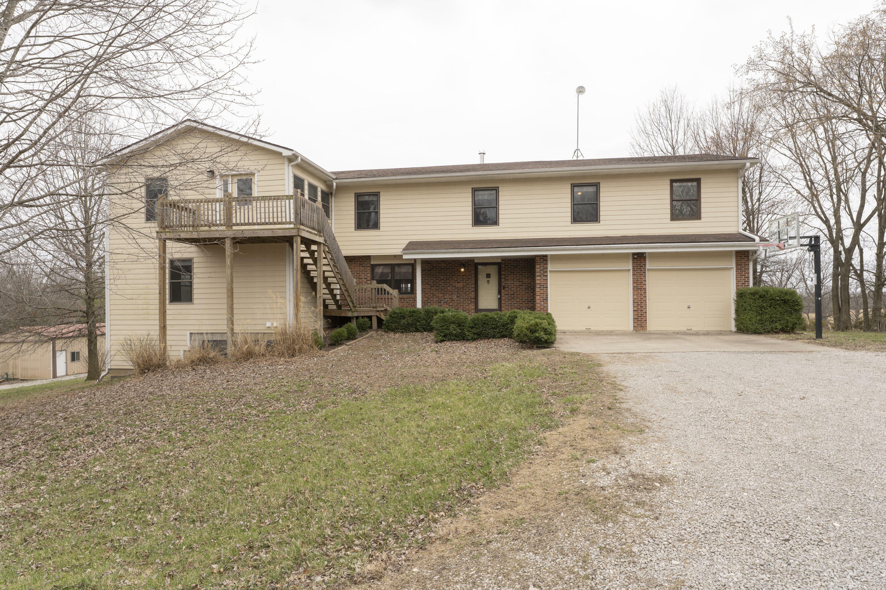 Property Photo: 12500 W Rocheport Gravel Rd MO 65279