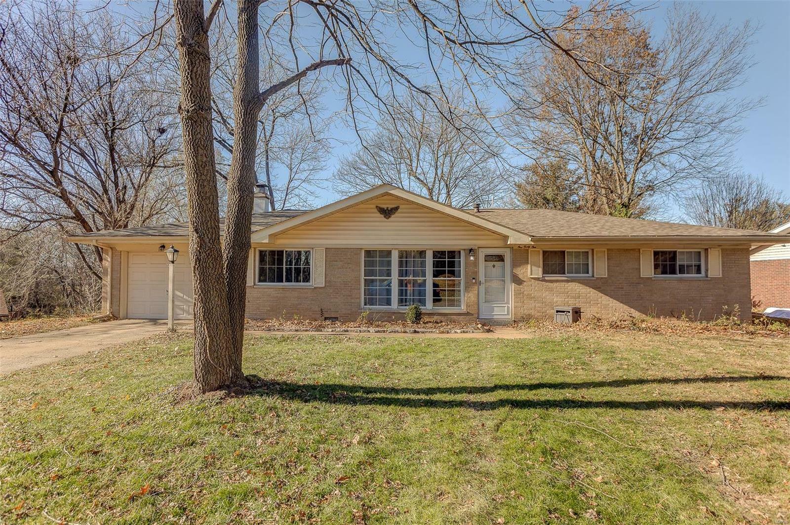 Property Photo:  141 Sunny Slope Drive  IL 62221 