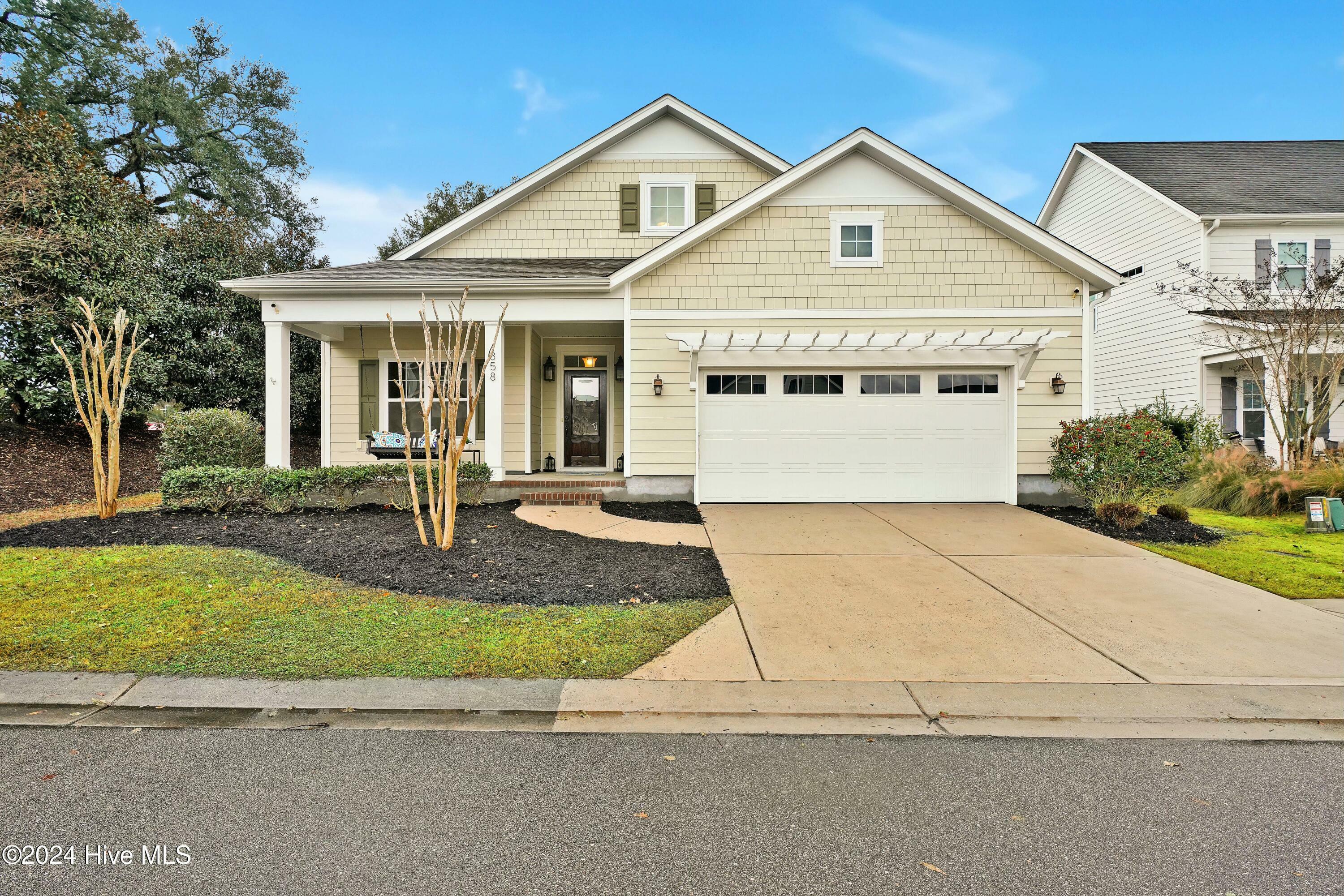 Property Photo:  358 Hanover Lakes Drive  NC 28401 