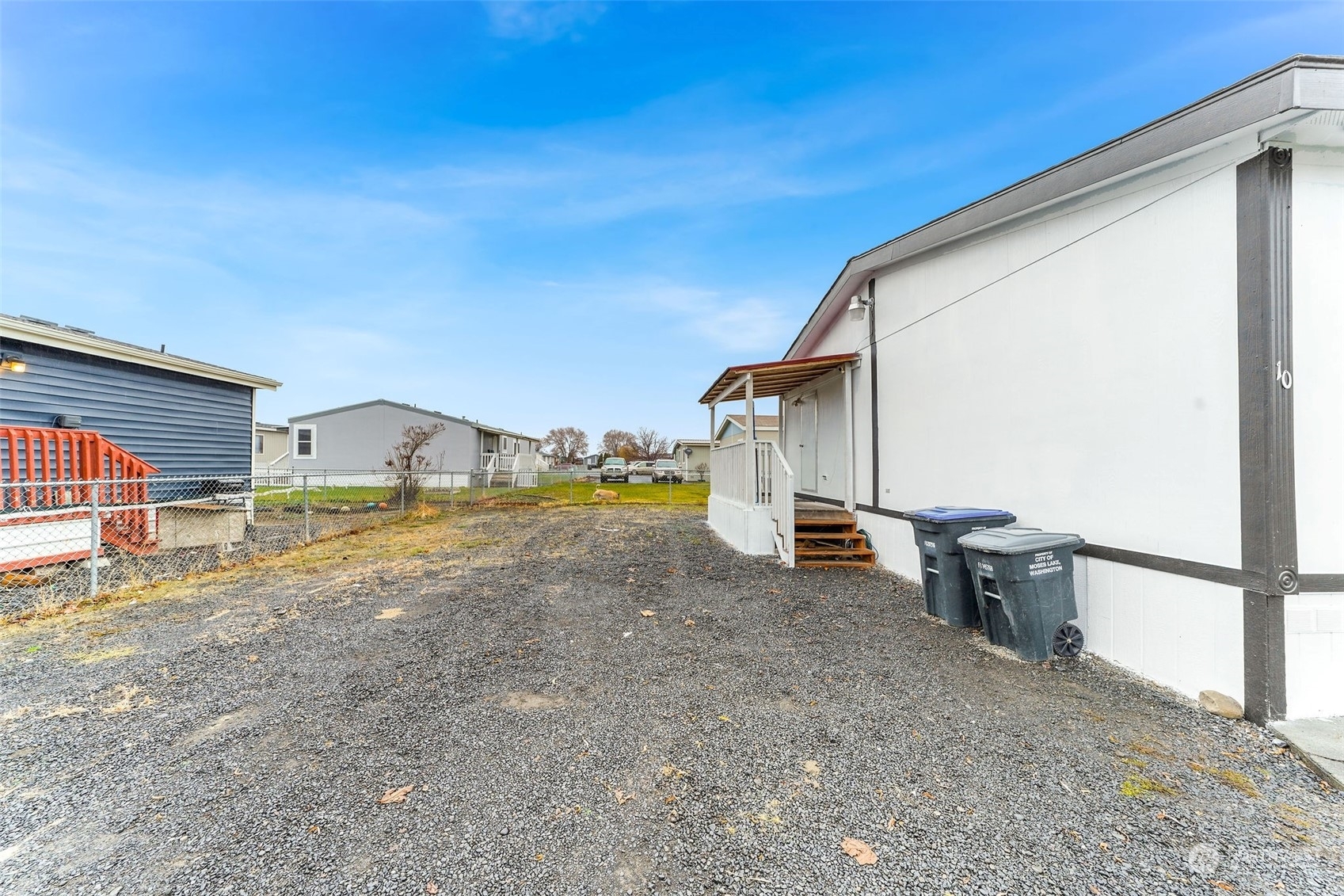 Property Photo:  4000 NE Longview Street NE 10  WA 98837 