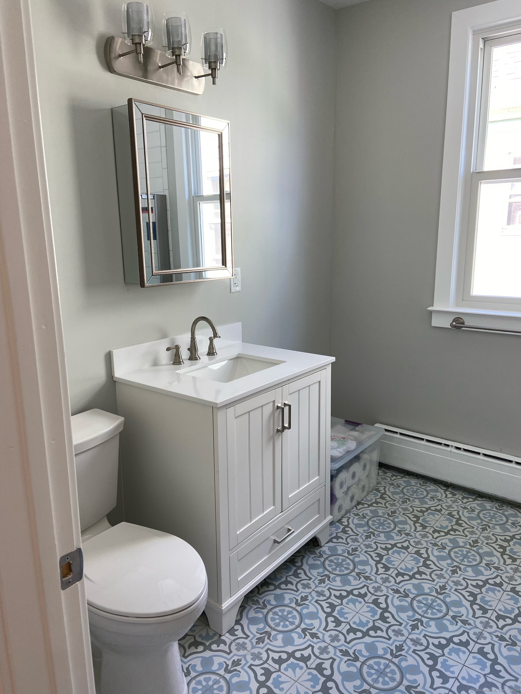 Property Photo:  180 Peck Avenue  CT 06516 