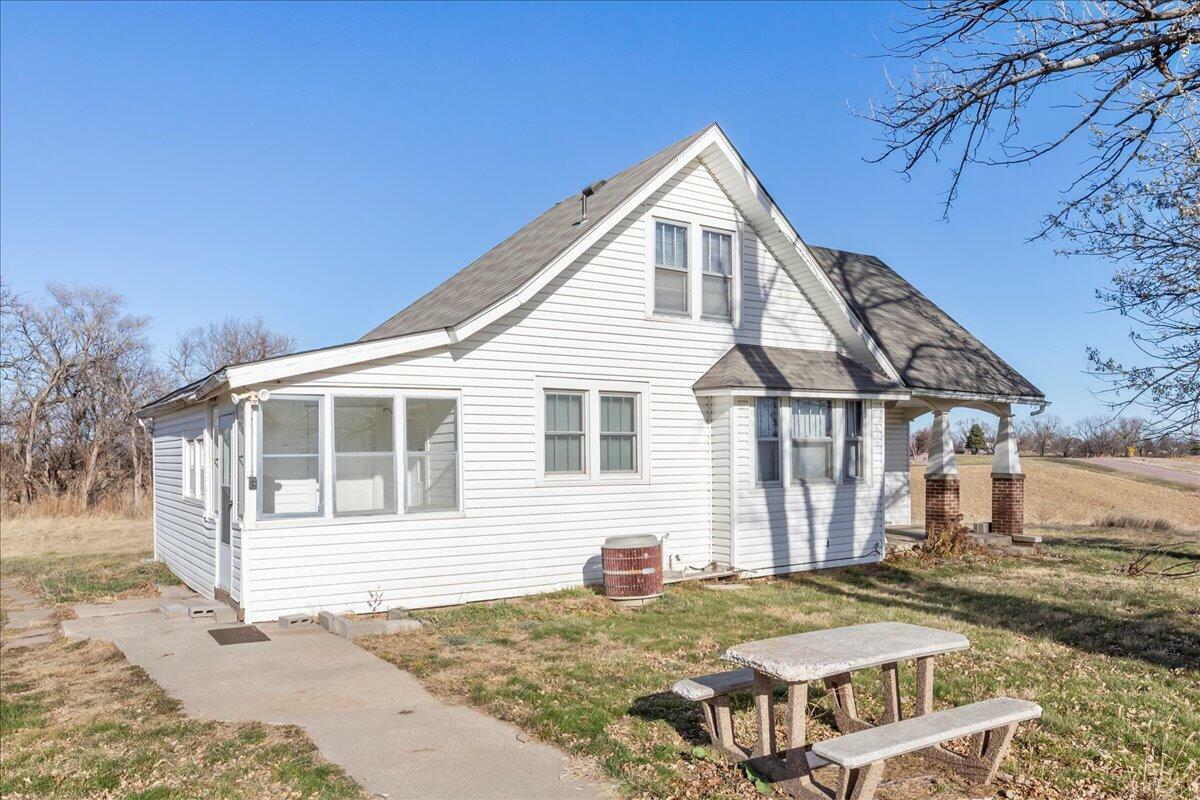 Property Photo:  22530 Hunt  Avenue  IA 51503 