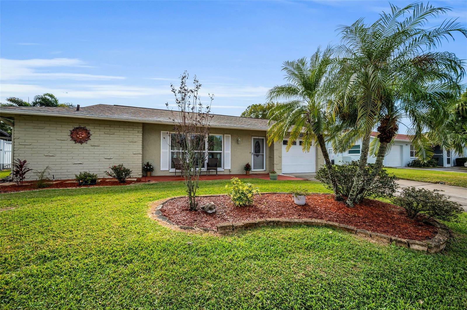 Property Photo:  2404 Forecastle Drive  FL 34685 