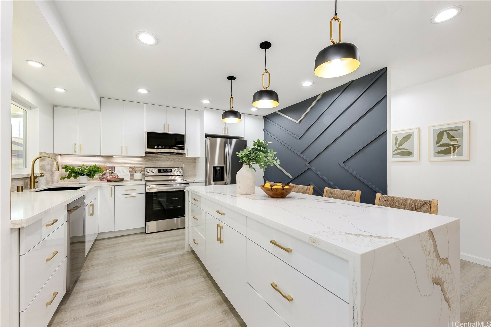 Property Photo: 94-534 Hokuliilii Street HI 96789