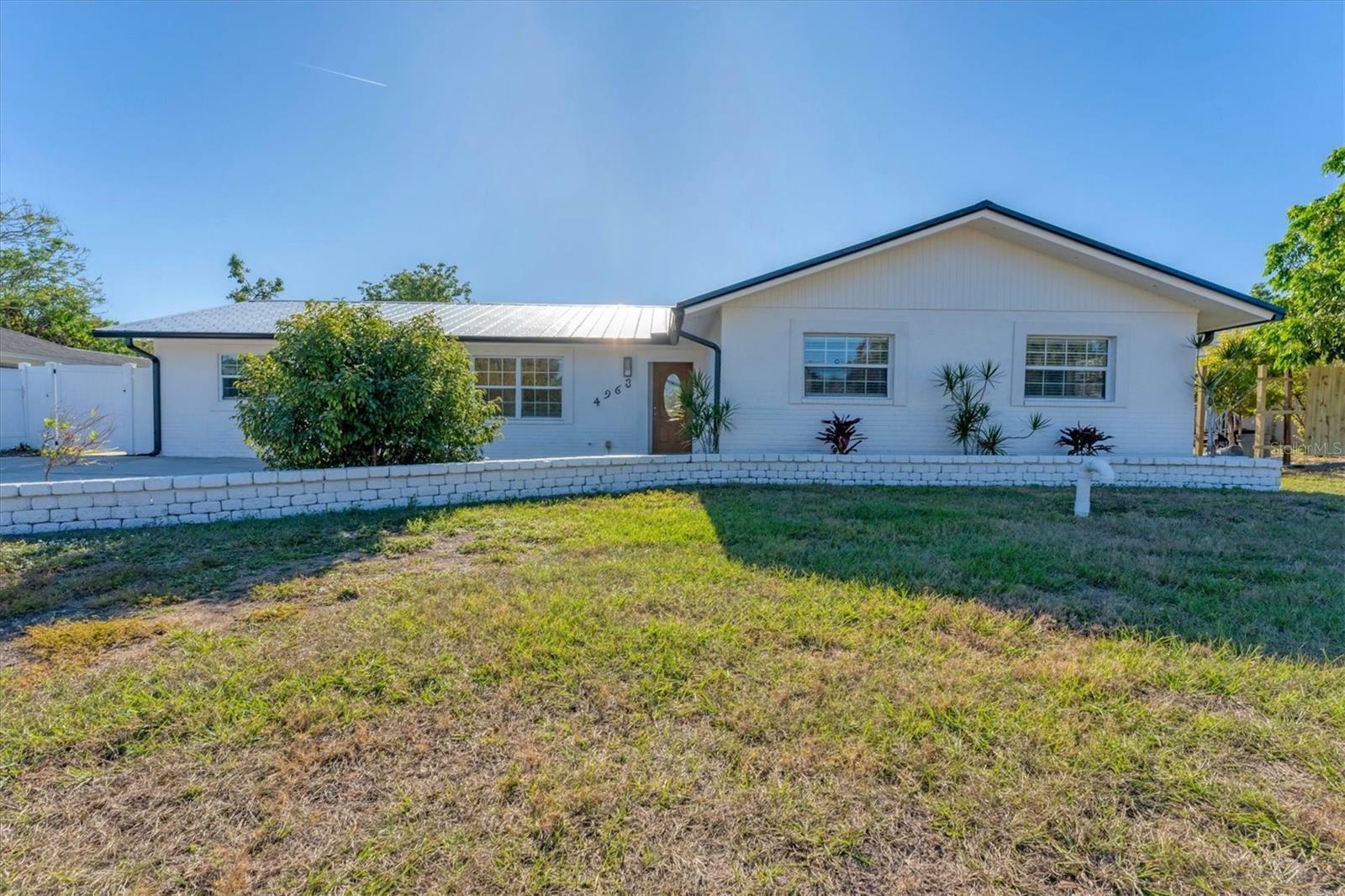 Property Photo:  4963 San Jose Drive  FL 34235 