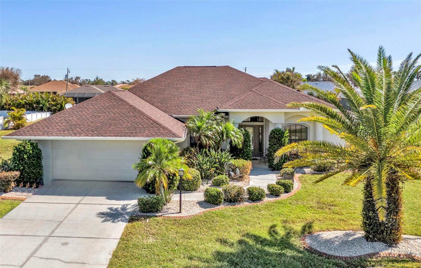 Property Photo:  264 Rotonda Boulevard N  FL 33947 