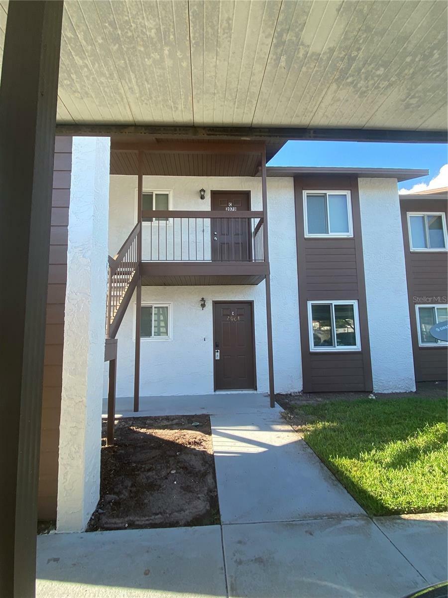 Property Photo: 39132 County Road 54 2070 FL 33542
