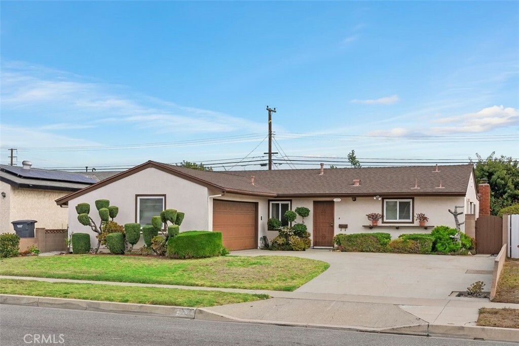 Property Photo:  10050 Holder Street  CA 90620 