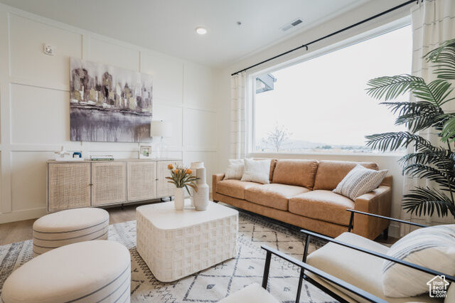 Property Photo: 918 S 200 E 301 UT 84660