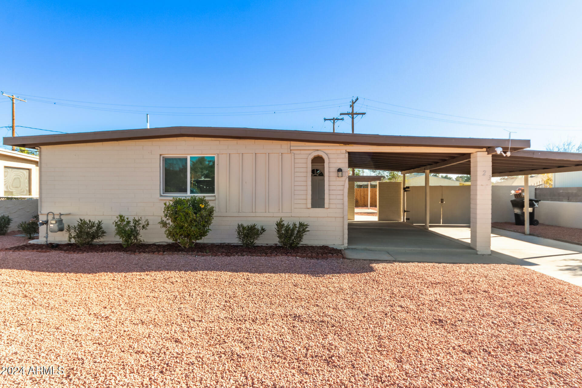 Property Photo:  723 S Pima Street  AZ 85210 