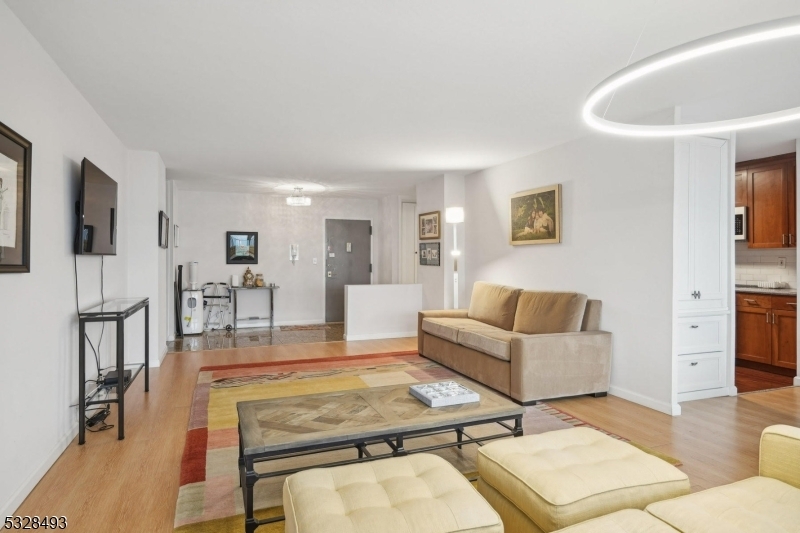 Property Photo:  1 Claridge Dr Apt 503  NJ 07044 