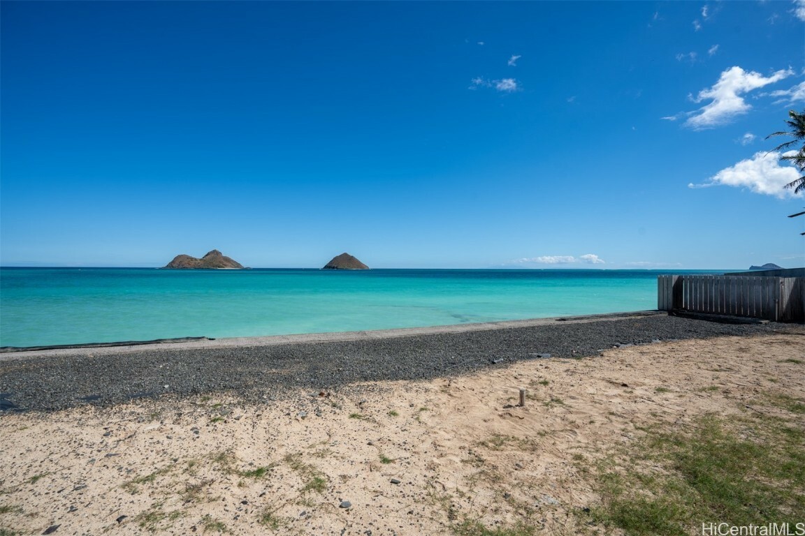 Property Photo:  1318 Mokulua Drive  HI 96734 