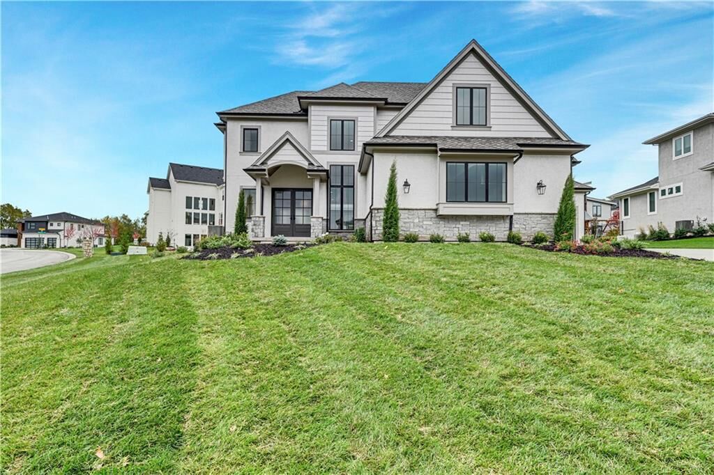 Property Photo: 17021 King Street KS 66221