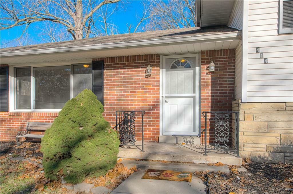 Property Photo:  414 NW 58th Street  MO 64118 